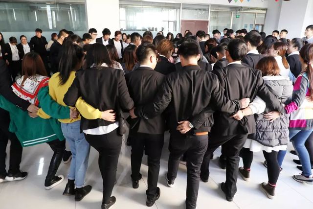 乾港生日会